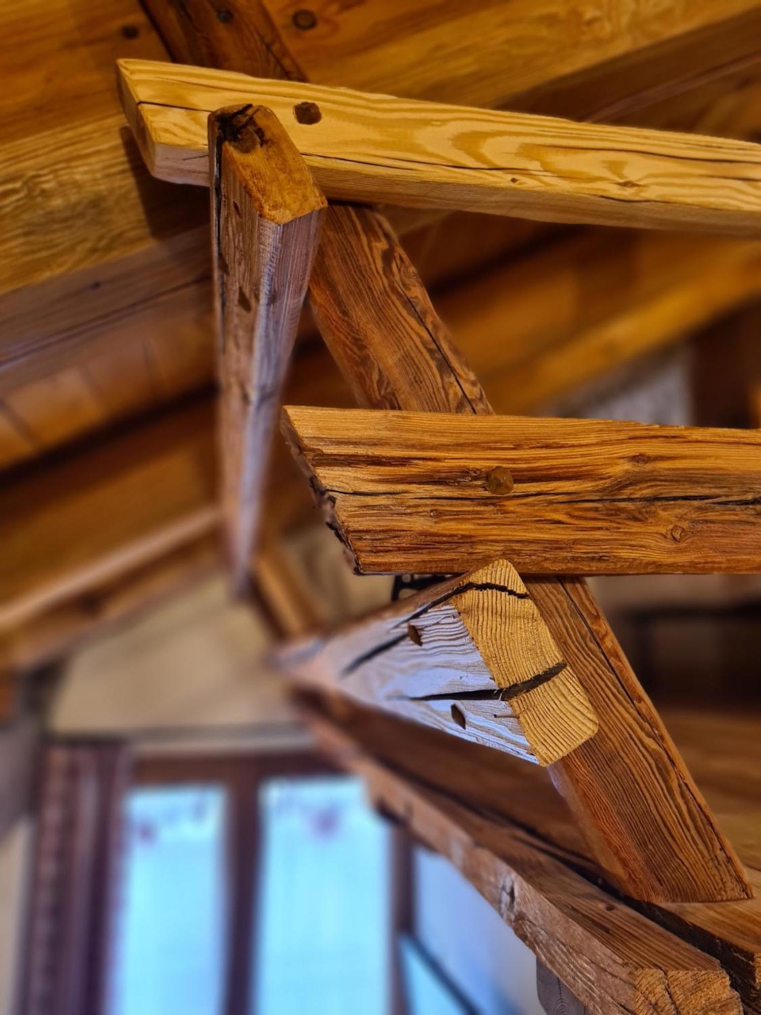 La Maison. Il Nido Dell'Aquila Bardonecchia Bagian luar foto